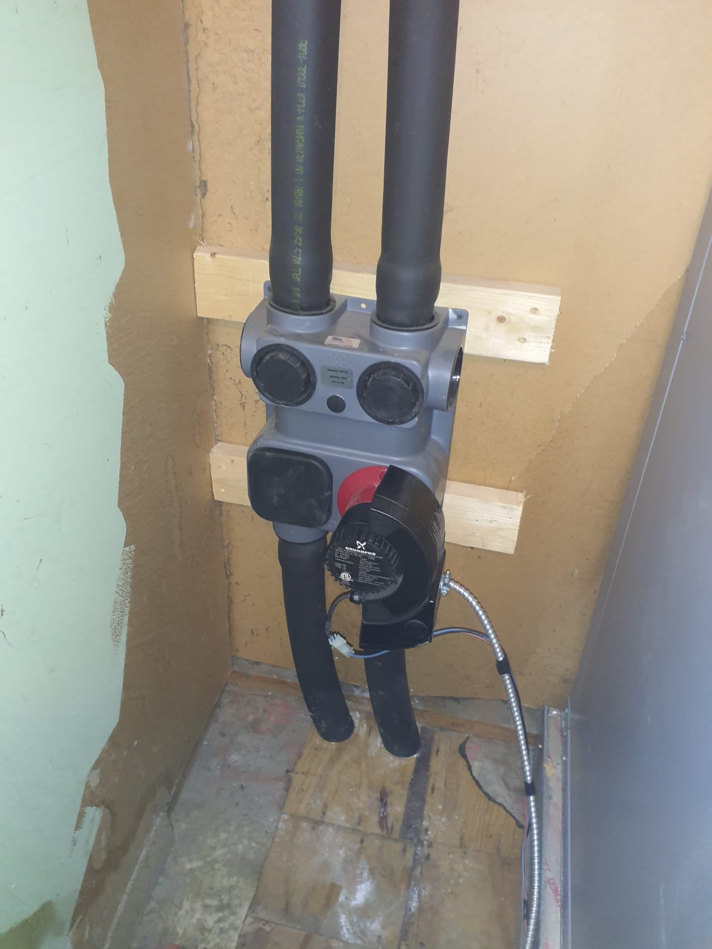 Flow center pump has failed internally in the electrical systems. Called Waterfurnace tech support to verify control board was operating properly first. Repairs habe been approved and parts will be ordered. Office staff will call back to schedule repair when parts are in hand. 