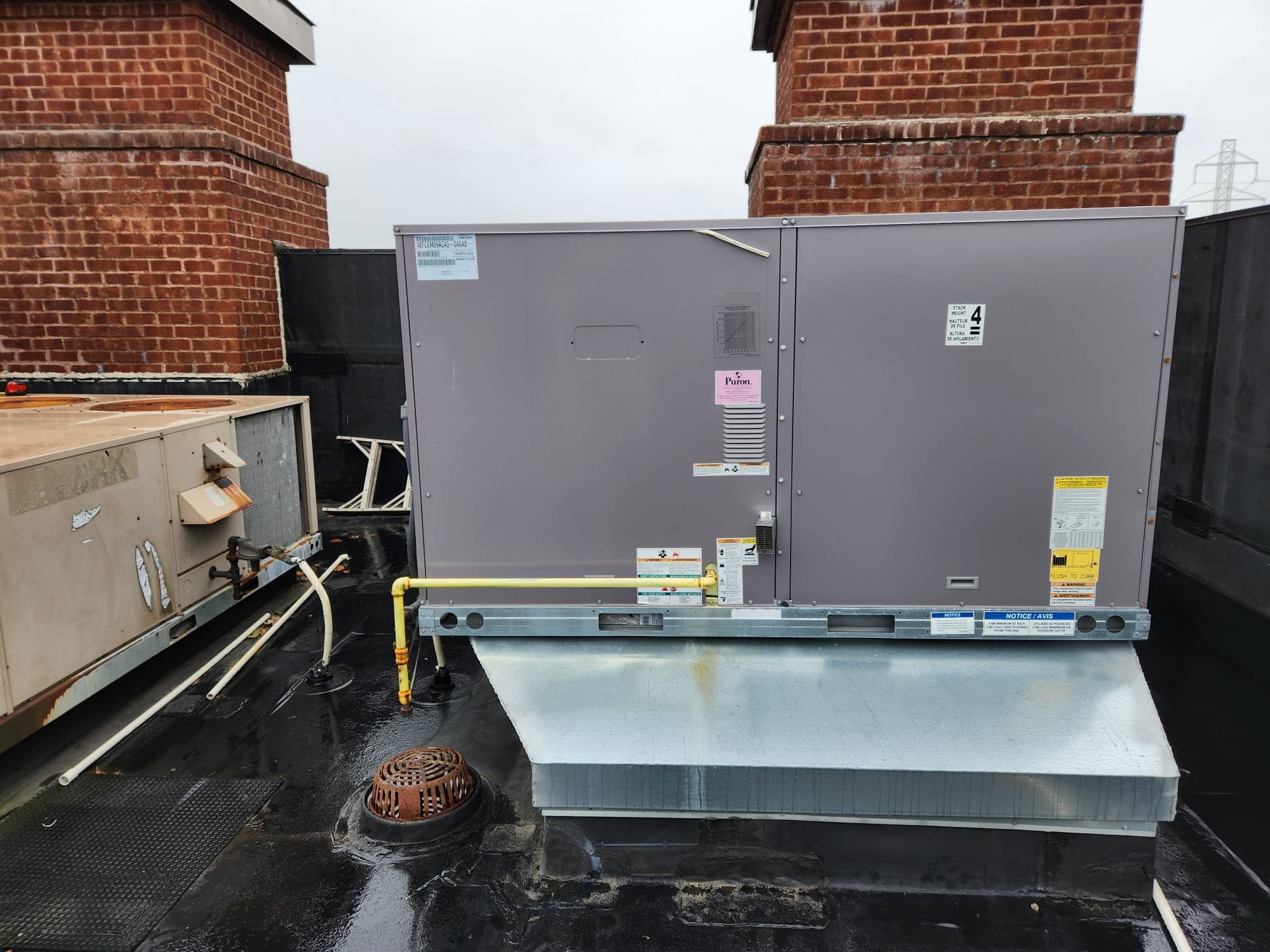 
Remove existing RTU unit 
Equipment:
*Install new Bryant 582LP09M180A3A0AA
Serial# 2125P93991
*8.5 ton, 208/230 3Ph, 180K BTU, 
*Manual fresh air damper
Installation:
*Reconnect to existing high voltage electric and gas line
*Curb transition as needed
*Crane rental
*HVAC permit
Warranty:
*Manufacturers parts warranty 
*1 year Westin Air labor warranty