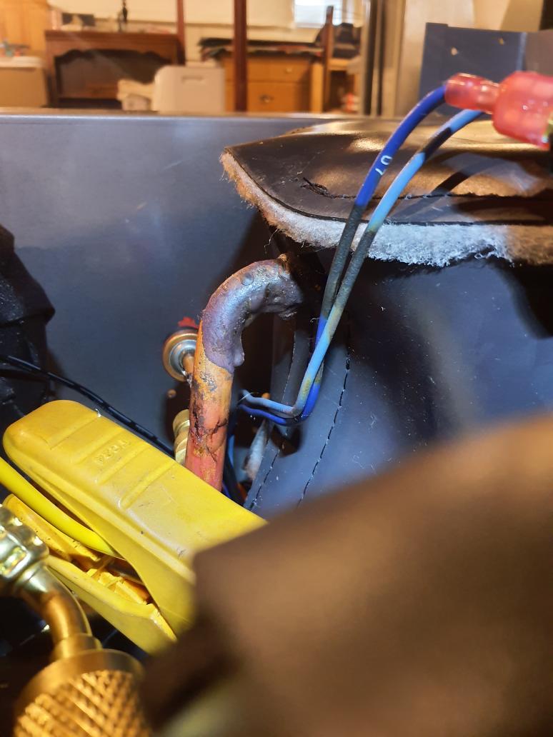 System low on refrigerant again
Pressurized with nitrogen
Leaking on the Compressor discharge port
Re-brazed joint
Pressure tested for 30 minutes at 400psi
0.0psi drop
Evacuated system
Weighed in refrigerant charge
Gave unit final charge via operating parameters vs charging chart in the product manual