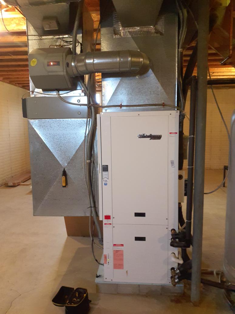 Blower motor failed on E series water furnace geo
Replaced blower motor
System operating normally at this time 

Water heater top heating element failed