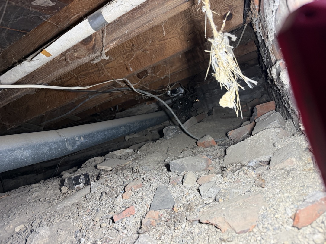 Upon arrival inspected furnace for water leak and was informed that the leak was believed to be resolved, did not discover any leaks during today’s visit although saw evidence of old leak. Found shredded fresh air leaving possibilities for rodents to get into basement. Need to return with 6” flex insulated, pipe is in crawl space with very limited space. 