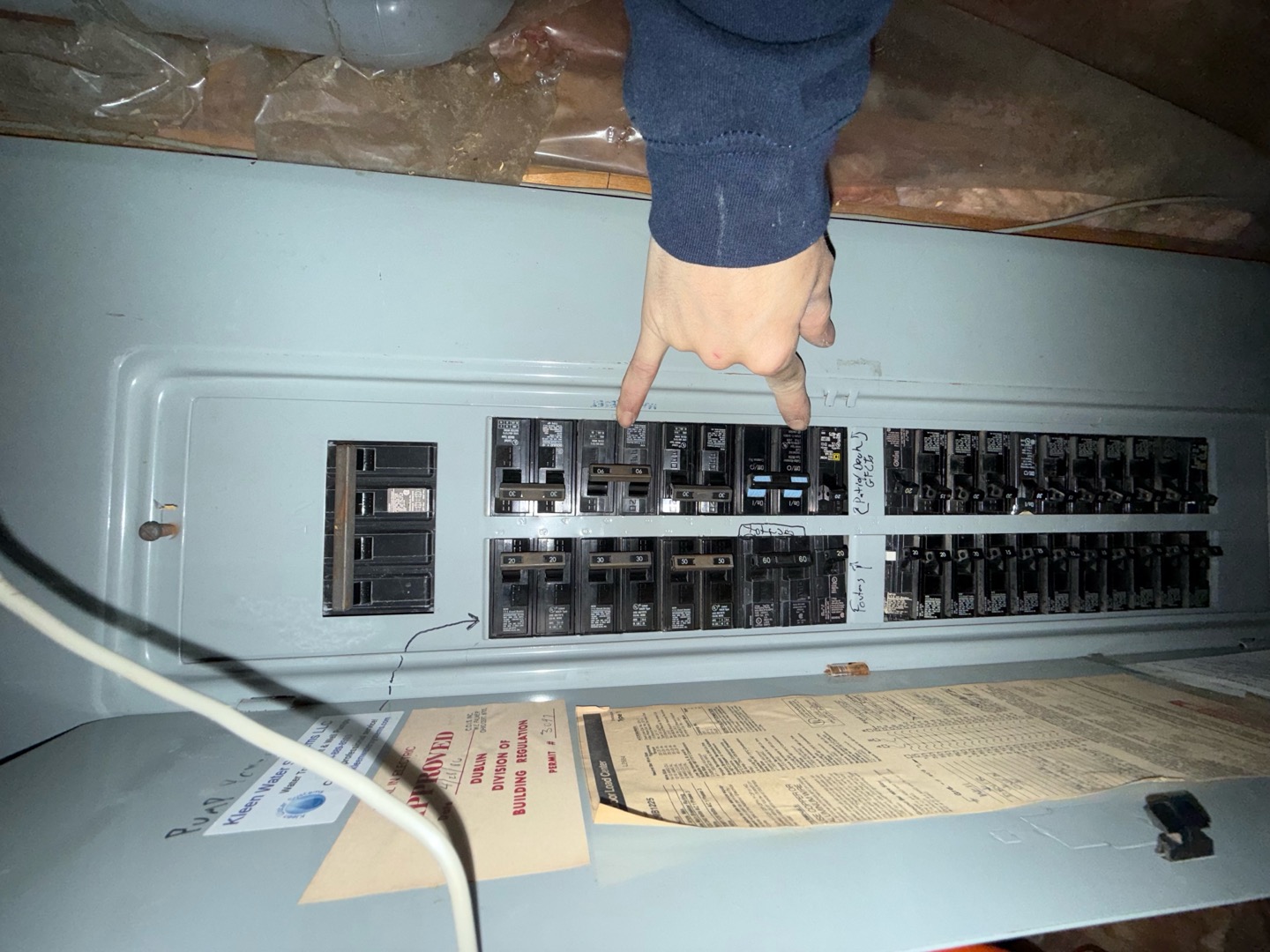 Upon arrival inspected unit and found compressor wires melted and compressor tested shorted to housing. R-22 compressors unavailable for repair and outside of cost efficiency. Breaker for compressor side 50a electric 90a. Open well loop. 

Homeowner is experiencing troubles getting upstairs temp satisfied and is interested in mini splits, two outdoor units - split heads for the guest room/spare room and one independent for the master if possible. 