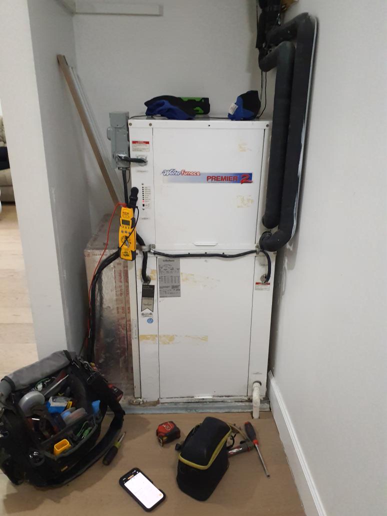 R22 WaterFurnace geo
Open loop
Locked out on condensate overflow
Put Condensate treatment in the coil drain pan
Blew out drain line
Used 3 co2 cartridges
System operating OK
Air coil is dirty
Appears to use a 28x30x1 filter