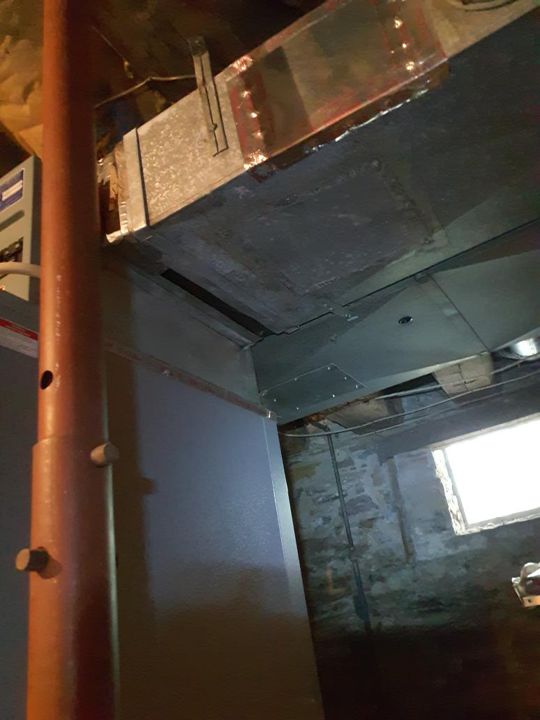 Remove and replace OEM compressor. 
Part number 34p642-01
Recover refrigerant and pressure test system 
Perform vacuum on system and perform leak down. 
Charge system to spec with r-410a
Test run system and verify no concerns post repairs. 