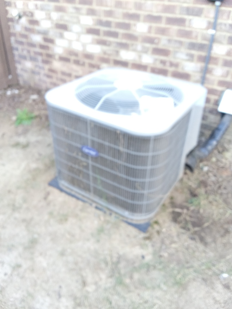 Heat pump maintenance 