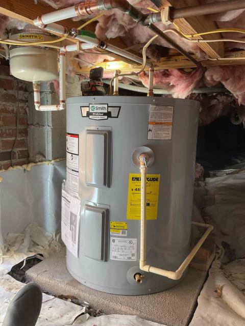 Our team just wrapped up a water heater replacement in Columbia (Five Points)!