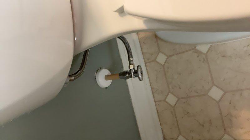 Completed plumbing inspection and documentation of residential fixtures including bathroom toilet water supply connections and exterior hose bib installation. Verified proper operation of shut-off valves, supply lines, and outdoor water access points, with all components functioning within normal parameters.