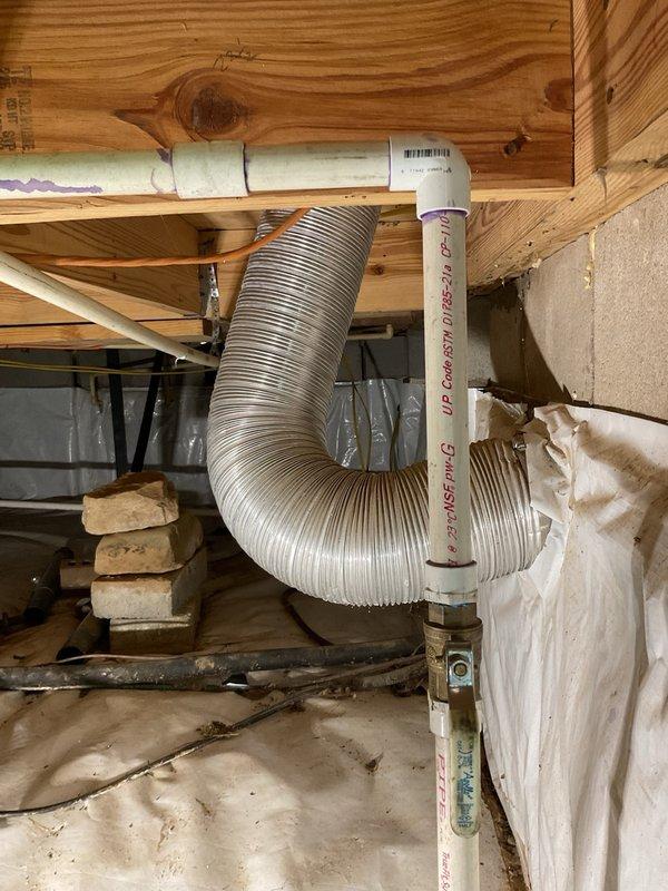 Plumber repair leaking waterline on yard hose bib