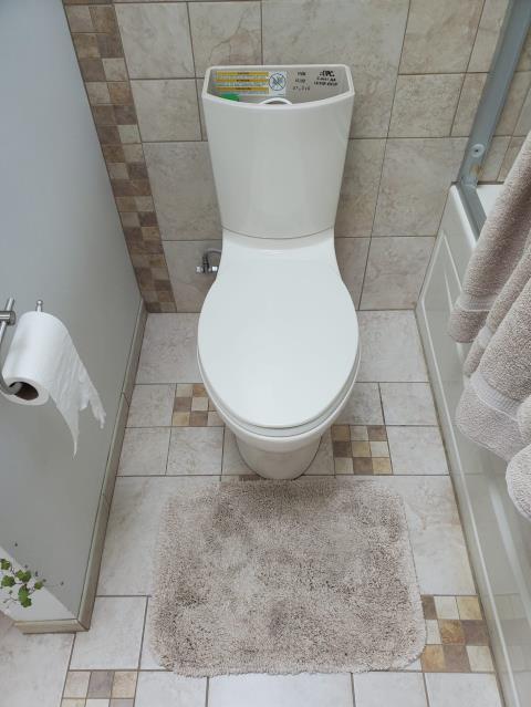 Anacortes, WA - We love our leaking toilet repairs. Did you know a toilet that is constantly running can cost you lots of wasted money with your water bill?  Don't let that malfunction cost you. Call your neighborhood plumber at LaVergne's Plumbing and Heating. 