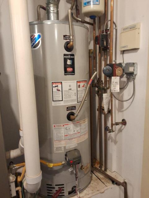 Anacortes, WA - Workign on a Gas water heater expansion tank failure- 10 years old!

Call us today for emergency calls today!