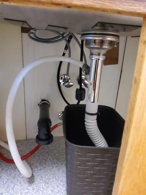 Bellingham, WA - New kitchen sink and faucet hook up and installation