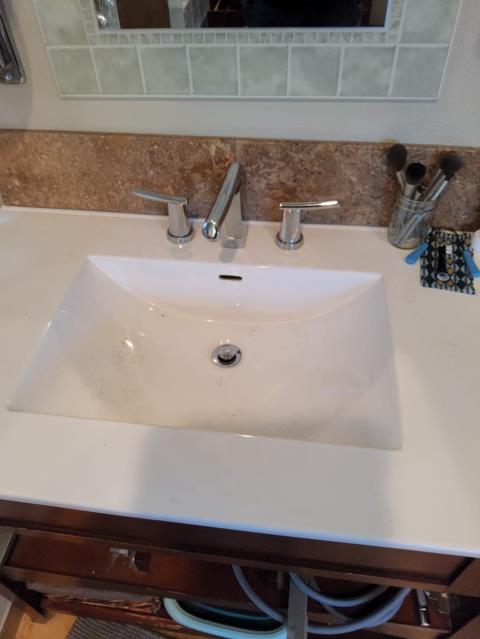 La Conner, WA - Bathroom faucet and supply line replacement American Standard