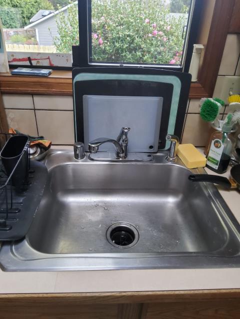 La Conner, WA - Bathroom and kitchen sink leak repair