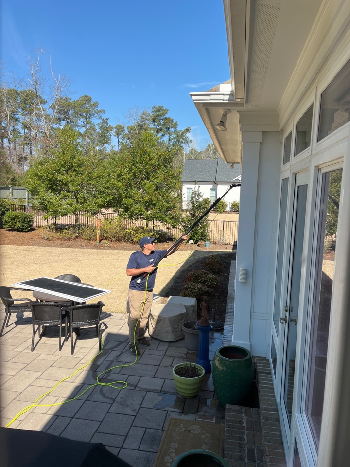 Wilmington, NC - Repeat interior and exterior window clean! 