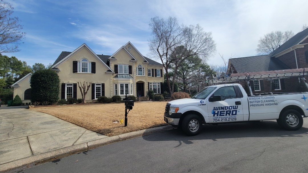 Charlotte, NC - The customer was very happy with their fresh window cleaning!