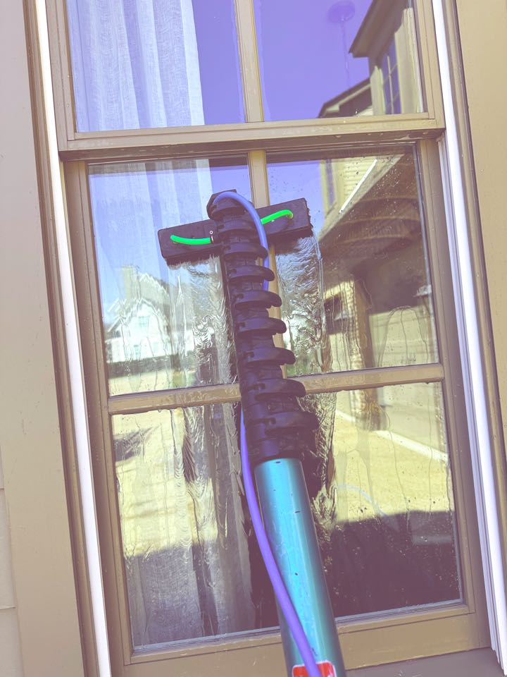 Franklin, TN - It&#39;s some beautiful weather for clean windows over near Cheekwood Golf Club!!