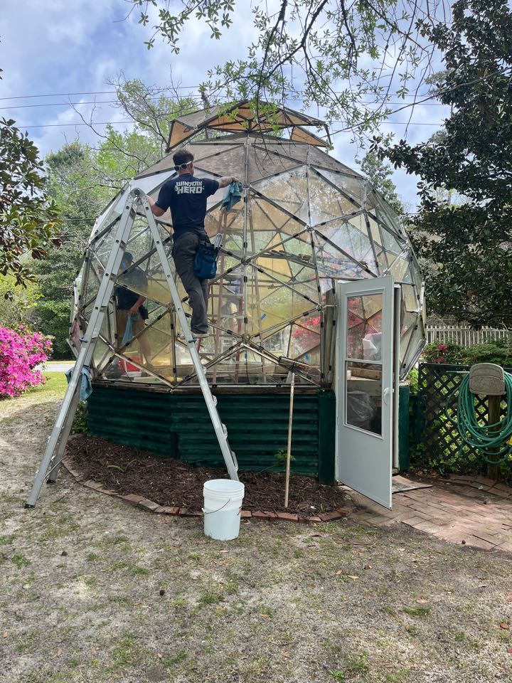 Wilmington, NC - Fun one today! Helping clean up this dome shaped greenhouse that hasn’t been cleaned in decades! 