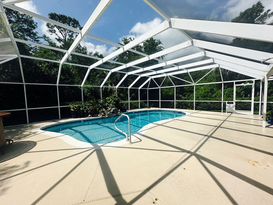 Ormond Beach, FL - Cleaned this screen enclosure