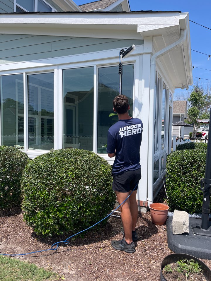 Wilmington, NC - Great day for a window clean!