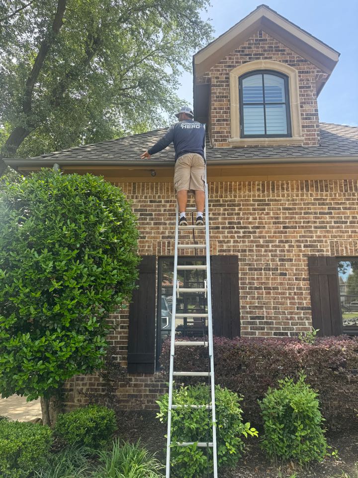 Frisco, TX - Clogged gutters? Let us clear the way! Our professional gutter cleaning service protects your roof, prevents water damage, and keeps your home looking sharp—because clean gutters are happy gutters! Call window hero for your next gutter cleaning! Frisco, Tx  #GutterCleaning #ProfessionalGutterService #RoofProtection #PreventWaterDamage #ExteriorCleaningExperts #HomeMaintenance
