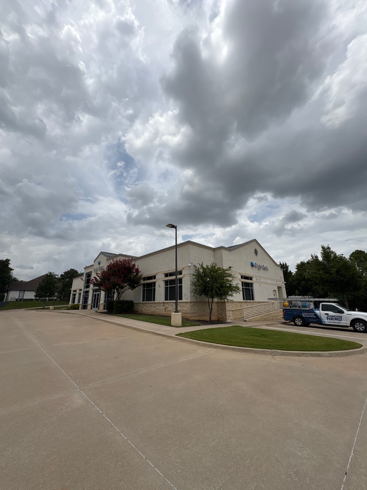 Southlake, TX - We completed a professional window cleaning, building soft wash, and power washing job for a bank in Southlake, TX. The service removed dirt, mildew, and stains from windows, walls, and walkways—restoring curb appeal and maintaining a clean, professional look. Trusted exterior cleaning for banks and commercial properties in Southlake. 