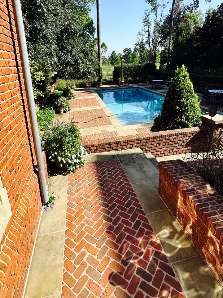 Houston, TX - Window cleaning River Oaks 