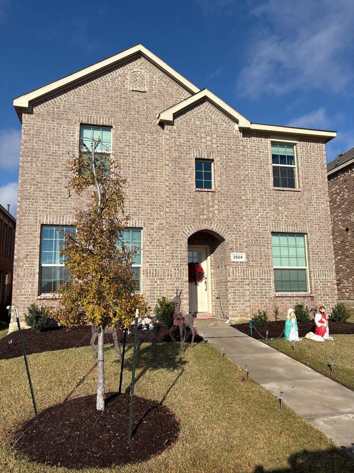 Fort Worth, TX - Just finished an exterior house cleaning and pressure washing job! The home looks refreshed and sparkling clean after we removed dirt, grime, and buildup from the siding, driveway, and walkways. Our team takes pride in bringing houses back to their best, and this one turned out amazing. If you’re looking for reliable pressure washing and exterior cleaning services, we’ve got you covered