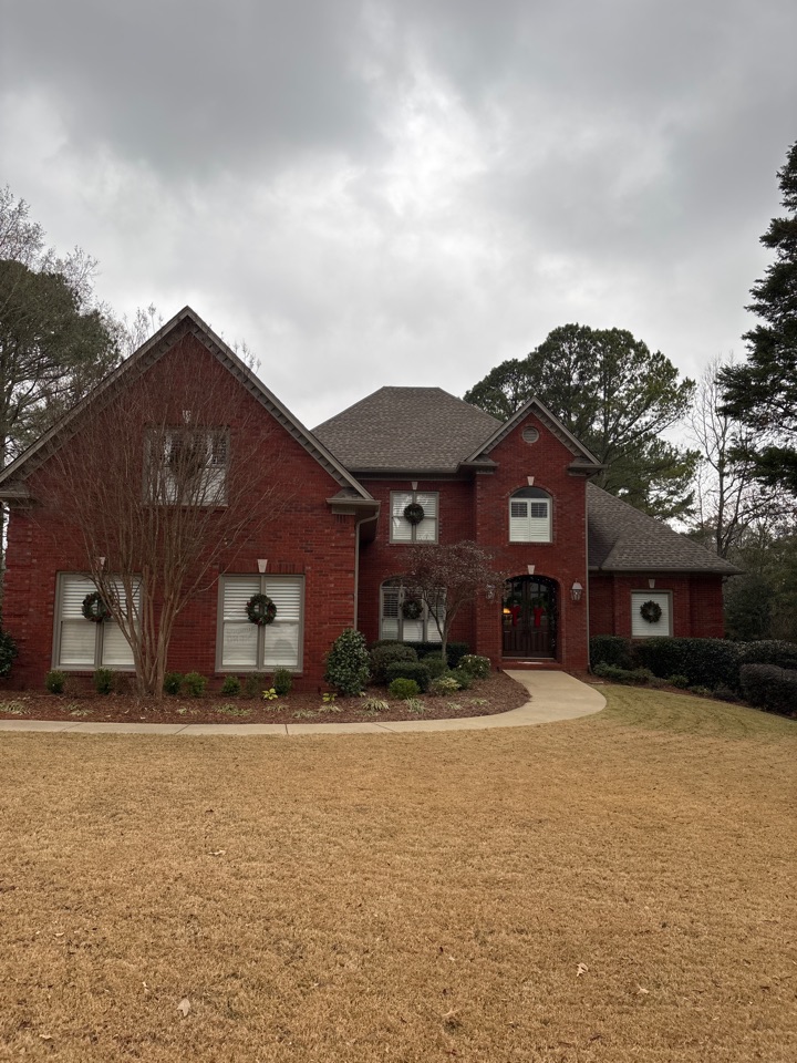 Birmingham, AL - Just cleaned the gutters out at this house in Highland lakes. 