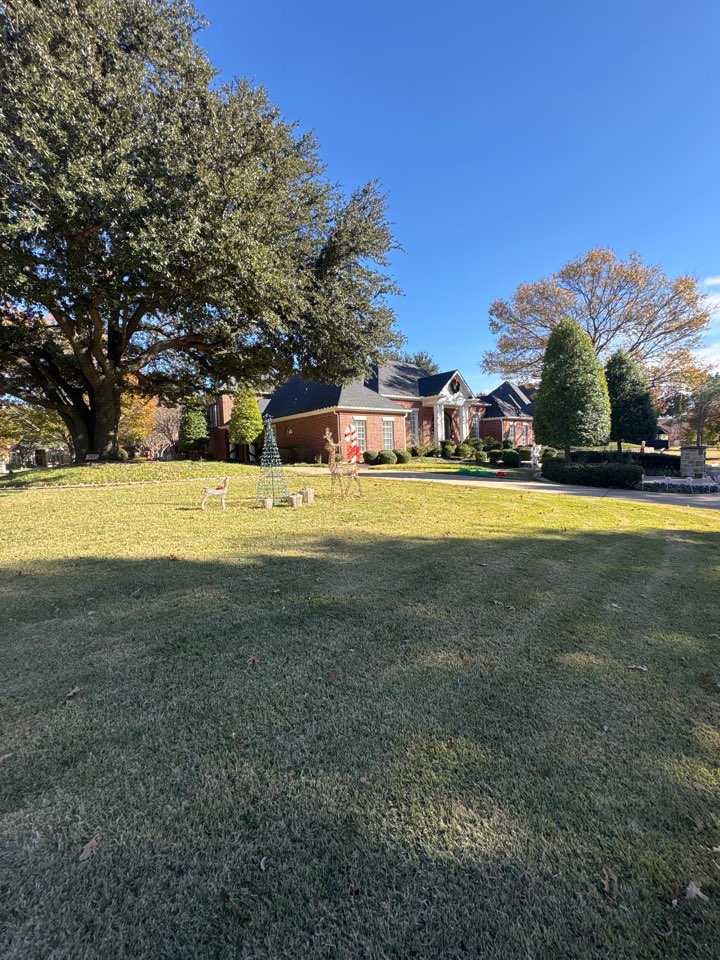 Southlake, TX -  ✨ Interior &amp; Exterior Window Cleaning –✨  When we clean your windows, we treat your home like it’s our own. For the interior, we carefully wipe down the glass, frames, and sills using safe, streak-free cleaning solutions. We move gently around furniture, protect your floors, and make sure every window shines crystal clear from the inside.  For the exterior, we remove all the dust, pollen, and grime that builds up over time. Using professional tools, we scrub the glass, clean the tracks, and wipe down the frames so your windows look fresh and bright from the outside too. We make sure every corner is spotless and leave no streaks behind.  By the time we’re done, your home feels brighter, cleaner, and more welcoming—like putting a fresh pair of glasses on your house!