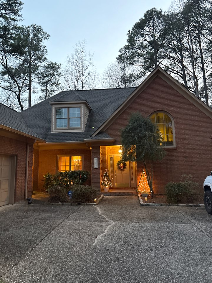 Birmingham, AL - Hoover, AL doing exterior window cleaning and gutter guard brush off and inspection.