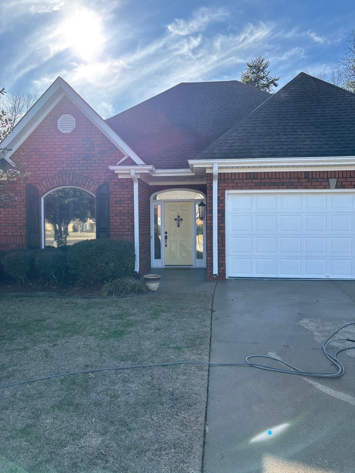 Birmingham, AL - Just cleaned the gutters and did a house wash! 
