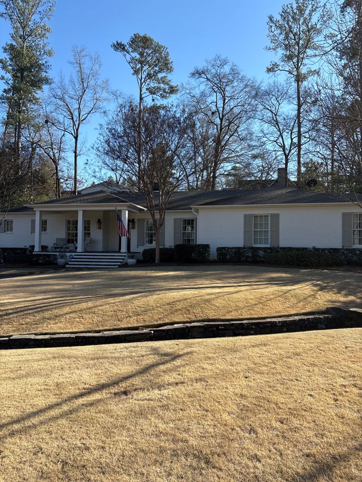 Birmingham, AL - Mountain Brook, AL doing an exterior window cleaning with bleach stain removal for a nice clean streak free finish and restored look.