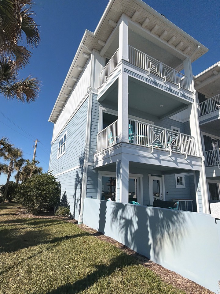 Ormond Beach, FL - Cleaned all outside windows 