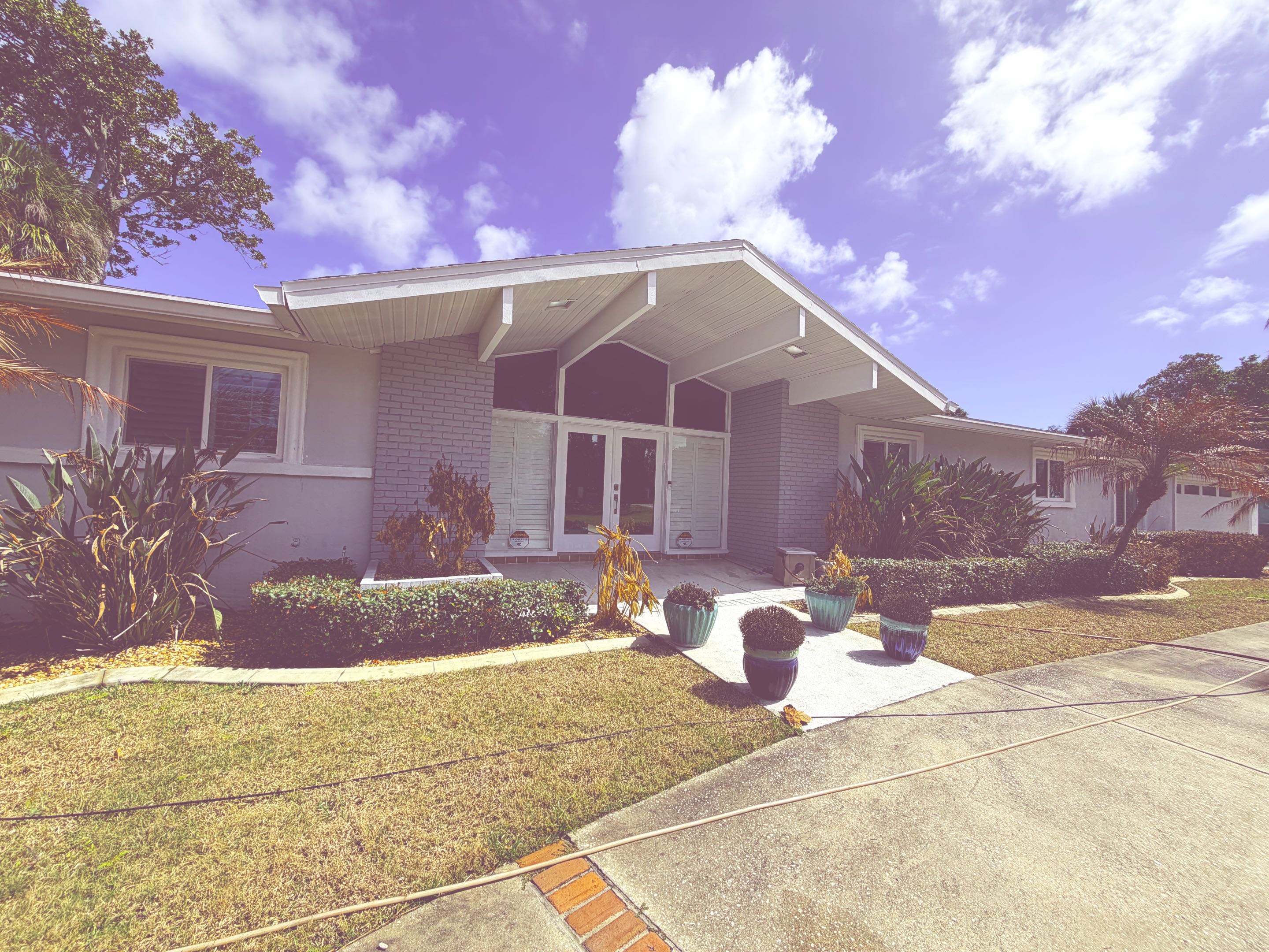 Ormond Beach, FL - Cleaned all outside windows 