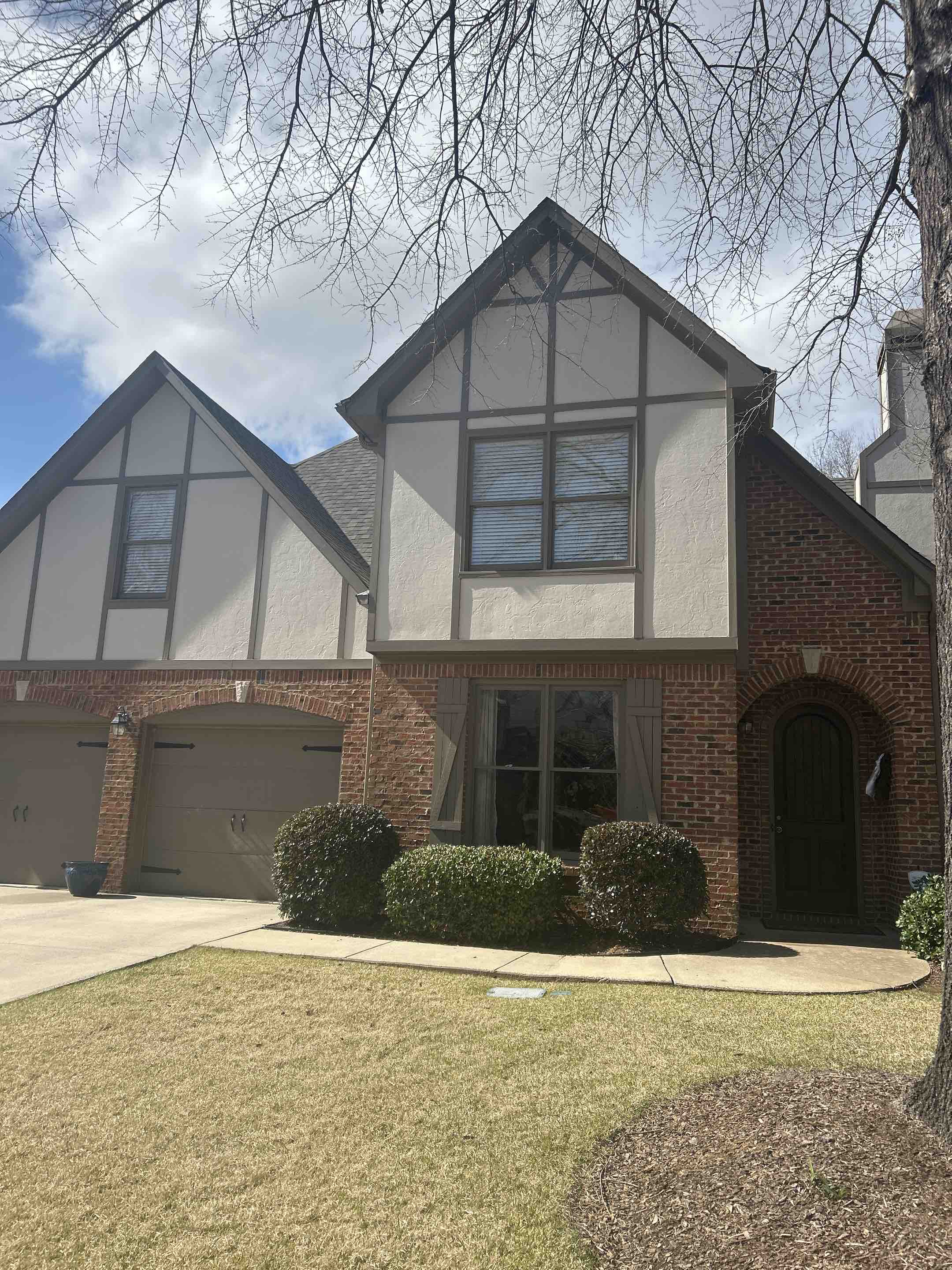 Birmingham, AL - Hit interior and exterior windows here