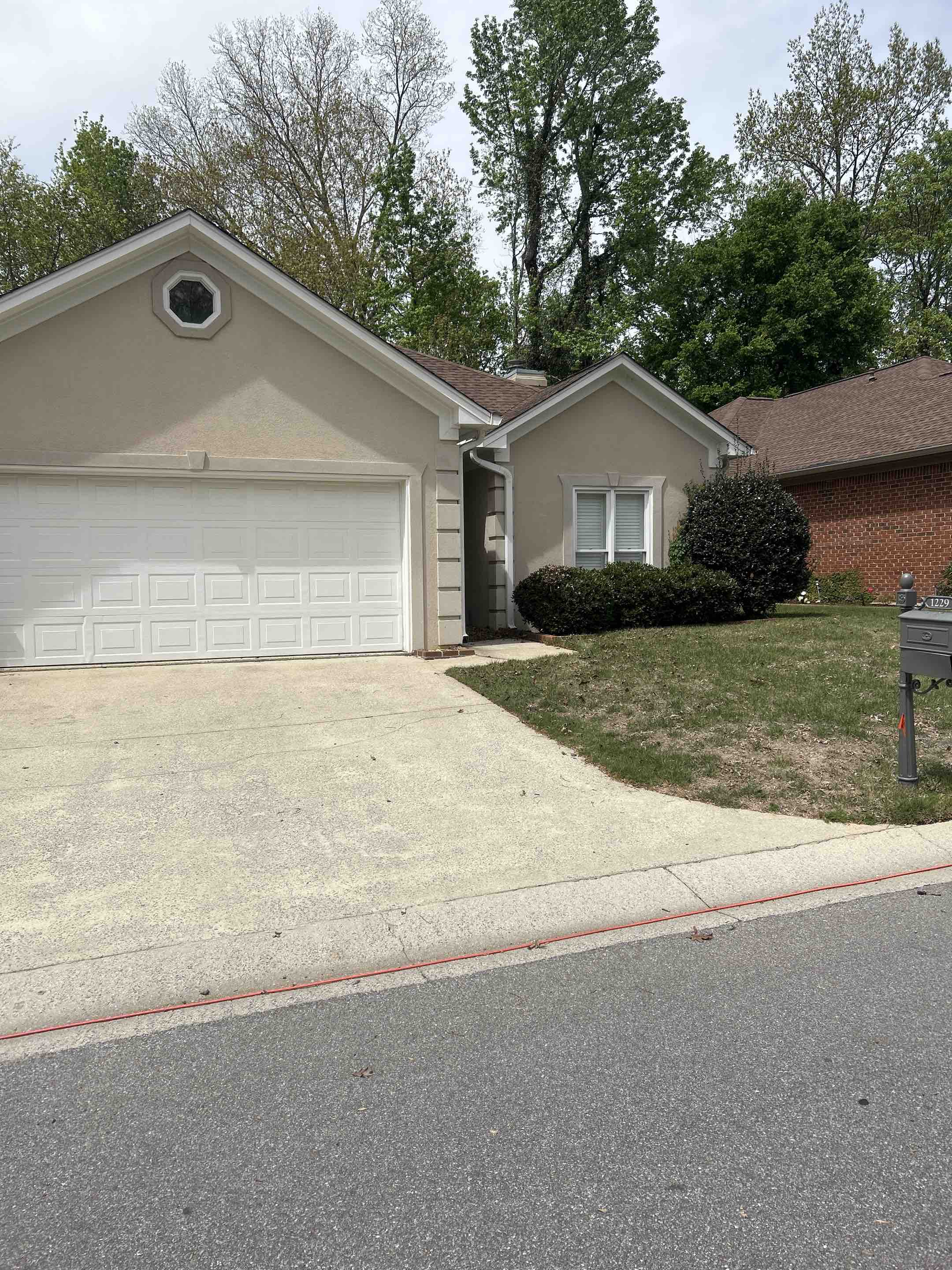 Birmingham, AL - Hit the gutters here