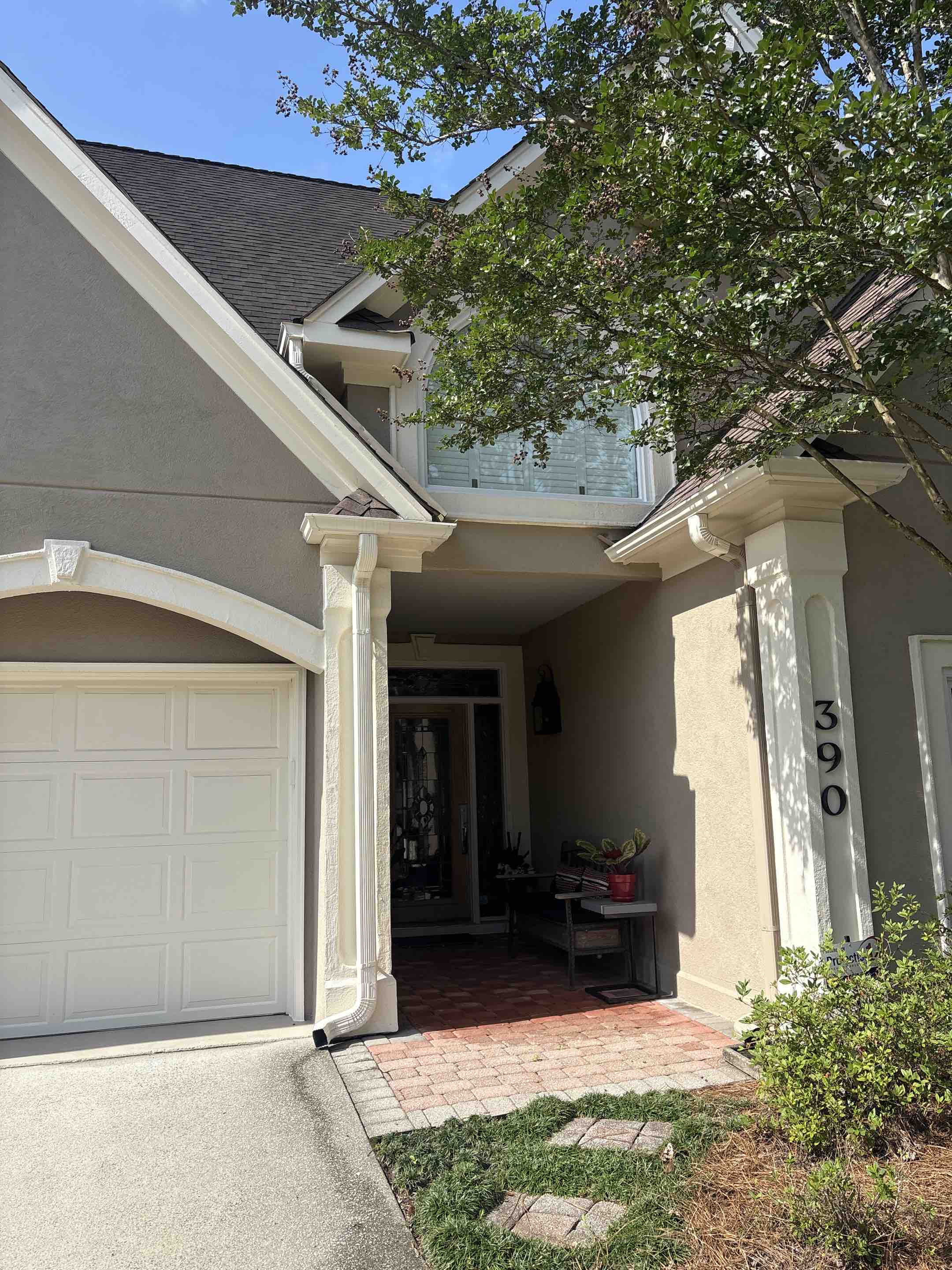 Birmingham, AL - Birmingham, Alabama doing an exterior window cleaning with select interior windows as well for a nice clean streak free finish