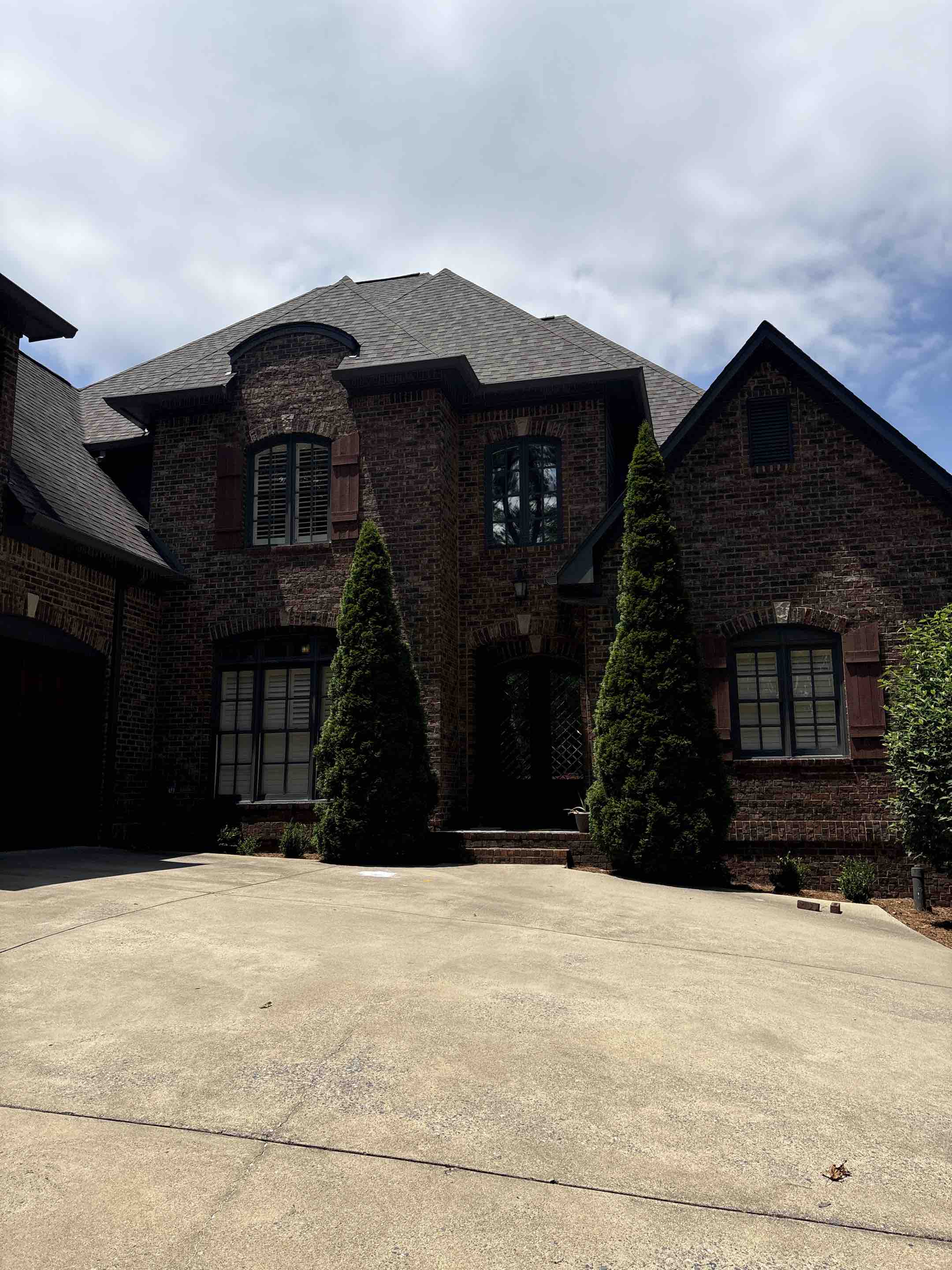 Birmingham, AL - Birmingham, Alabama doing an exterior window cleaning with a sill detailing for a nice clean streak, free, finish and removing all debris from frames and sills.