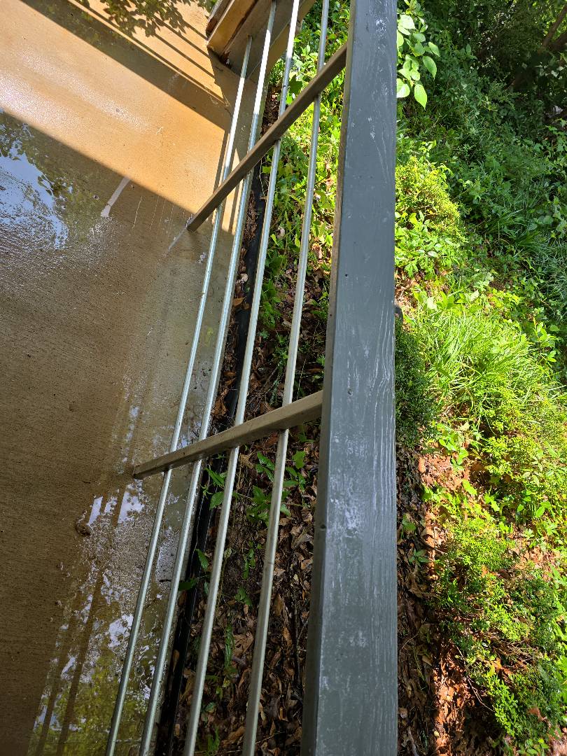 Atlanta, GA - House wash and roof wash 
