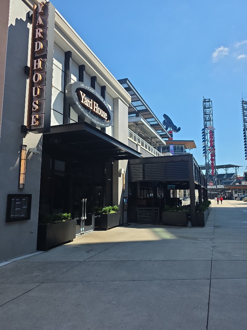 Atlanta, GA - The Battery, ATL - Our weekly interior/exterior window clean of The Yardhouse. Truist Park and The Atlanta Braves in the background! 