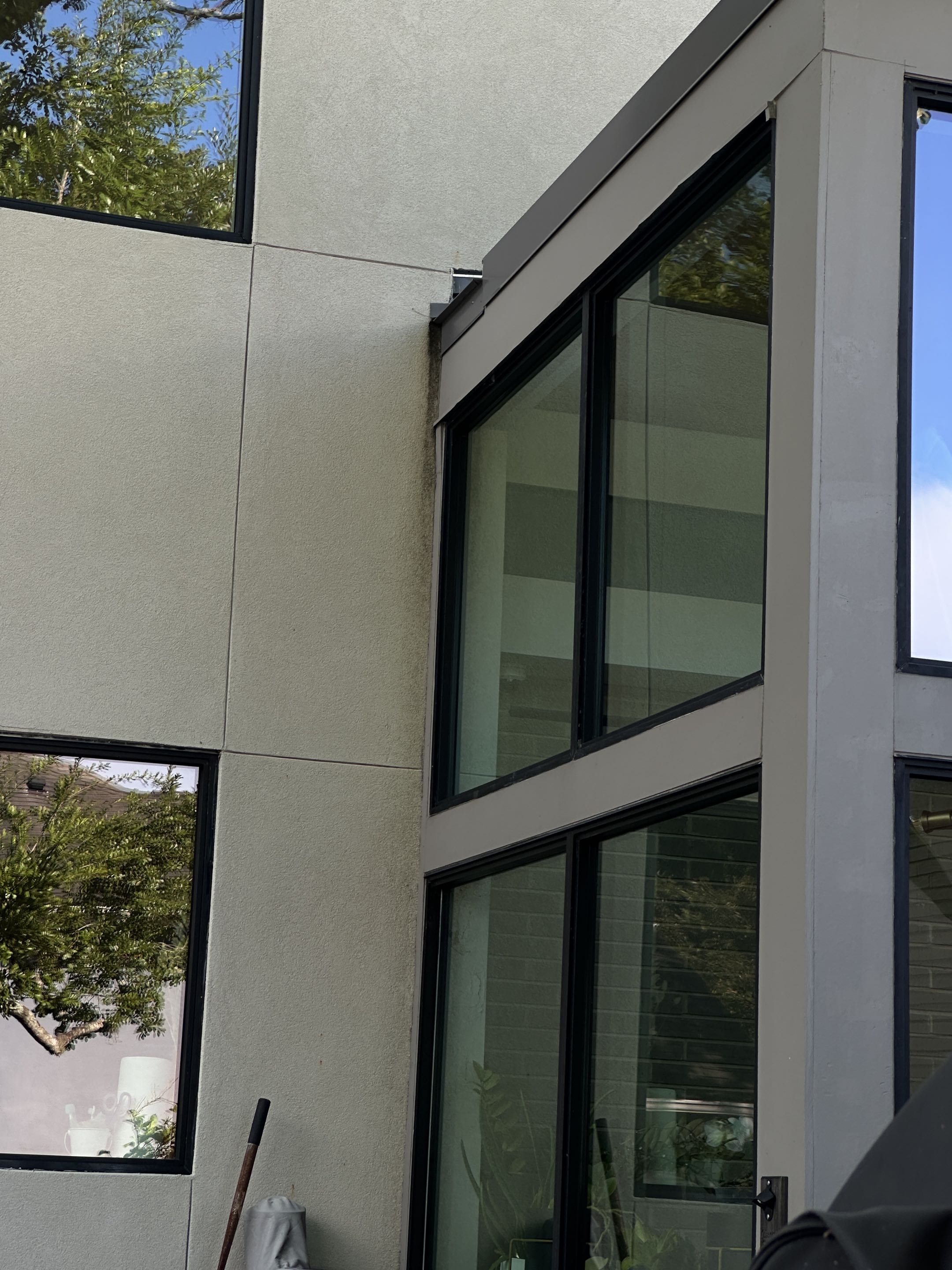 Houston, TX - Window cleaning in Meyerland