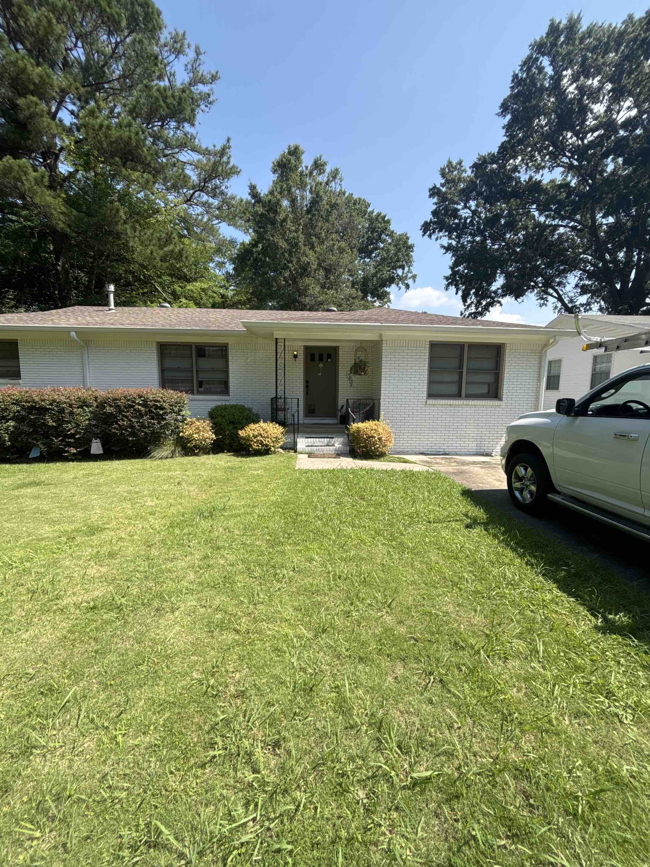 Birmingham, AL - Gutter cleaning and gutter guard install