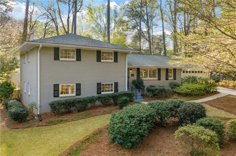Atlanta, GA - I meticulously cleaned the home's exterior with a soft wash, ensuring no dirt or grime remained. I also thoroughly cleaned the gutters and removed all leaves, enhancing curb appeal.