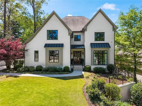 Atlanta, GA - We meticulously cleaned the driveway, back patio, and pool deck using high-pressure washing techniques, removing dirt, grime, and stains for a fresh, vibrant look.