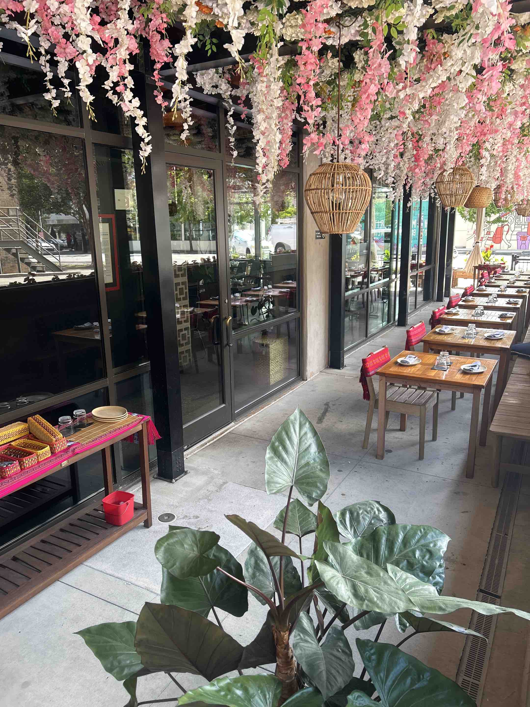 Atlanta, GA - We did a full Interior and exterior window cleaning on this restaurant in Virginia Highlands 