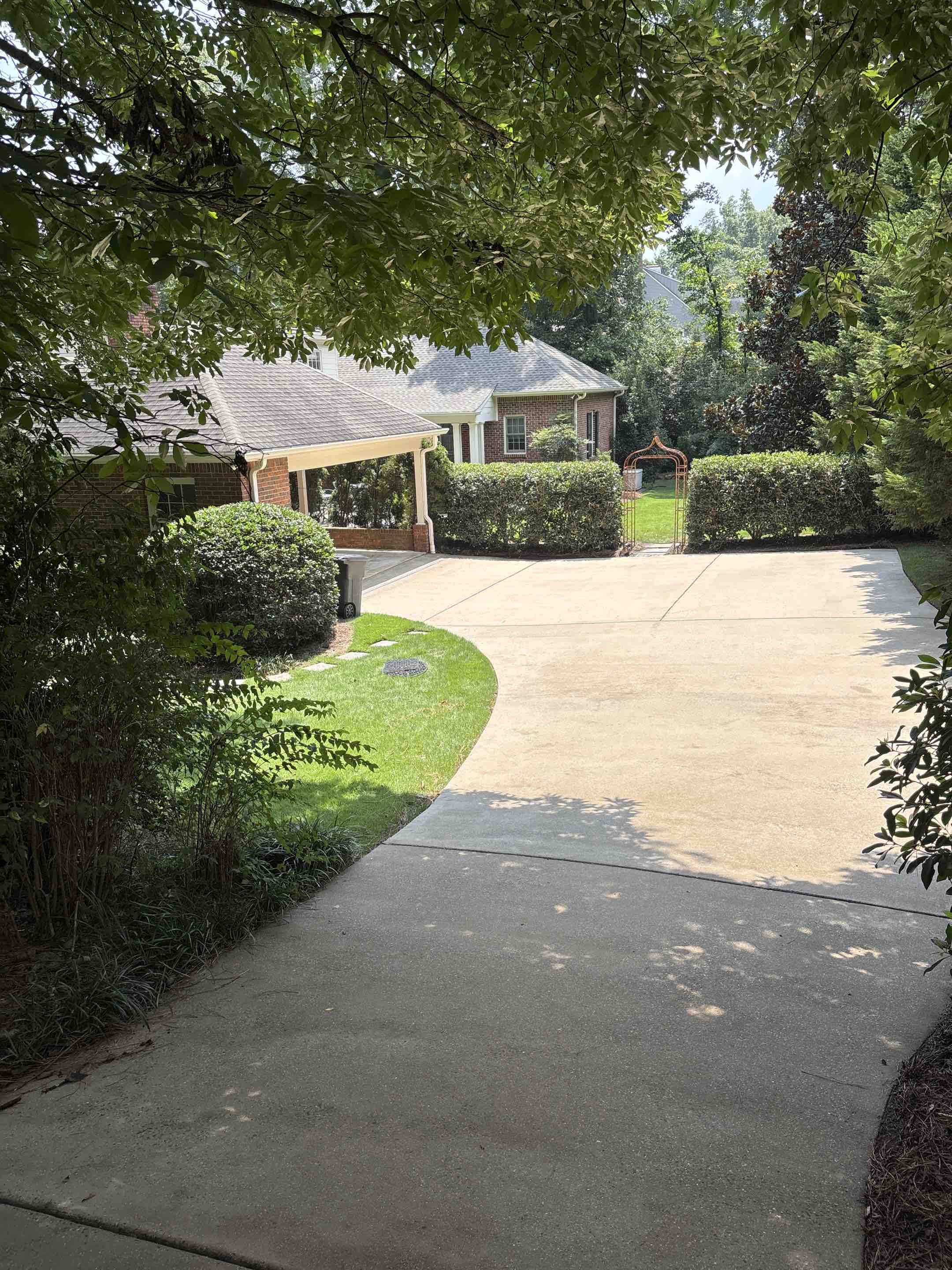 Birmingham, AL - Just did a patio wash, pavers, walkways and a driveway at this beautiful home in Mtn. Brook
