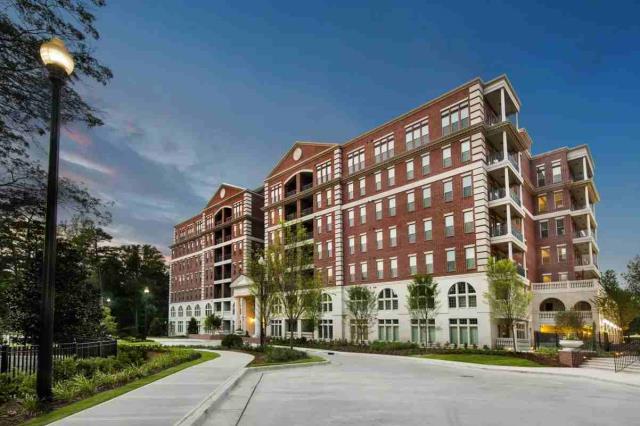 Atlanta, GA - Residents requested a comprehensive window cleaning service for all interior and exterior windows. I meticulously cleaned every surface, ensuring a spotless finish.