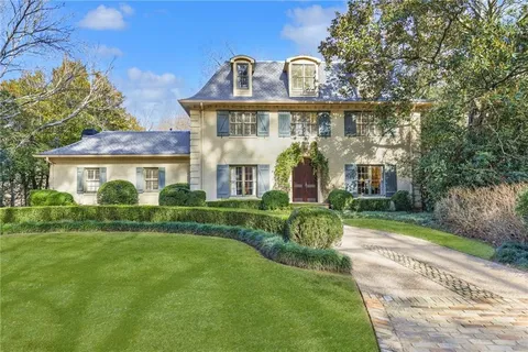 Atlanta, GA - We cleaned the entire exterior, including the roof, and meticulously washed all windows, ensuring a sparkling finish.