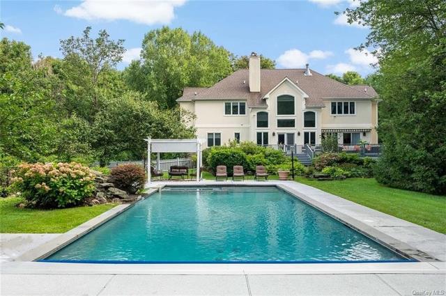 Atlanta, GA - I meticulously cleaned all interior and exterior windows, ensuring crystal clarity. I also pressure-washed the pool deck and driveway, removing dirt and grime for a fresh look.