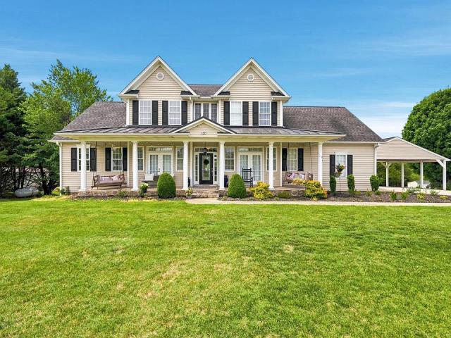 Atlanta, GA - I meticulously cleaned all exterior windows, ensuring they sparkled. I also cleared out the gutters and pressure-washed the driveway, leaving it spotless.